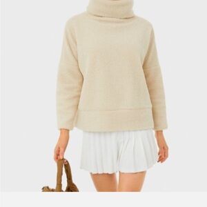 Tuckernuck Tan Teddy Fleece Rollins